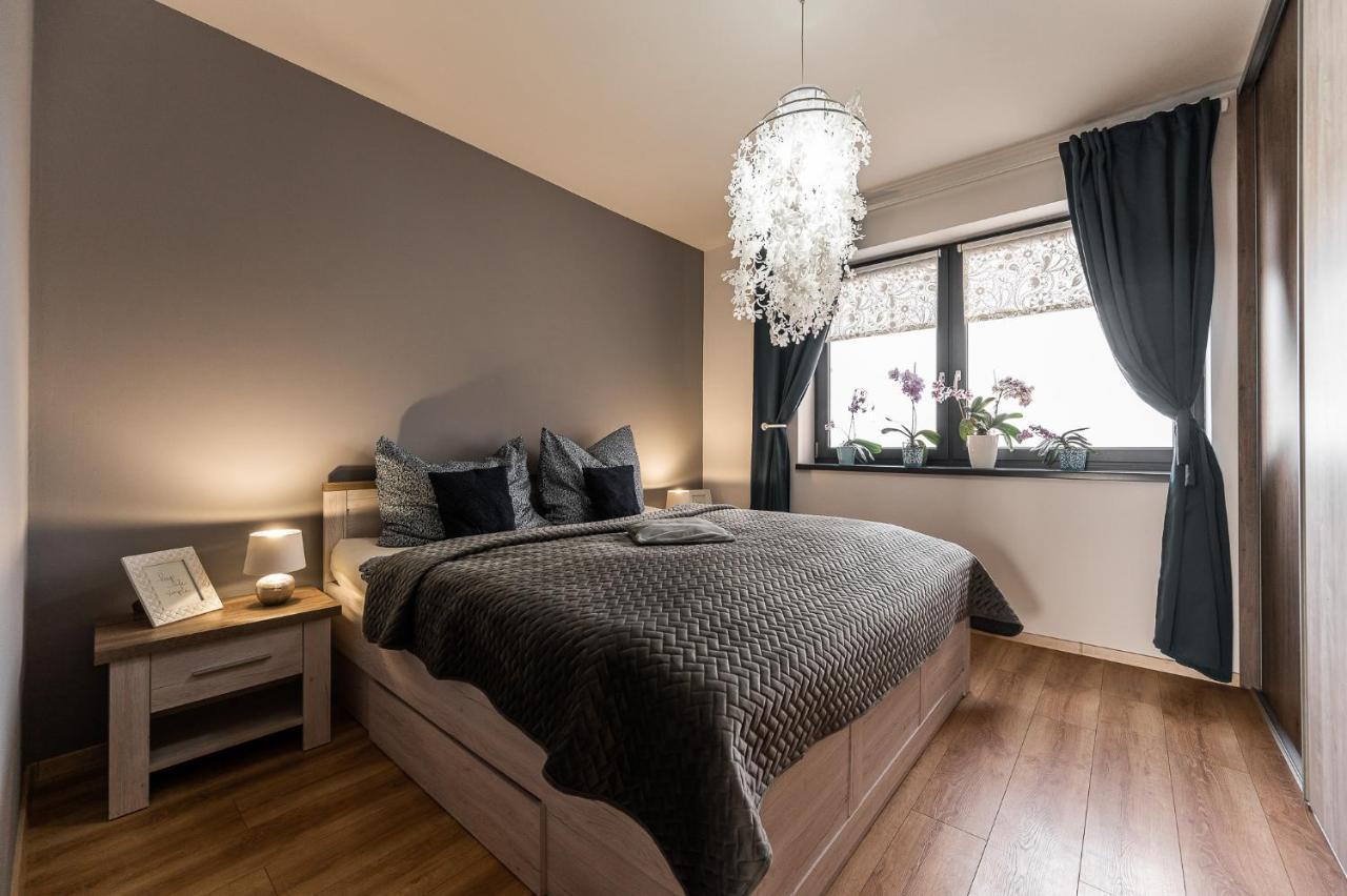 New Spacious With View *