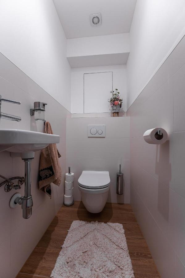 New Spacious With View Apartament *