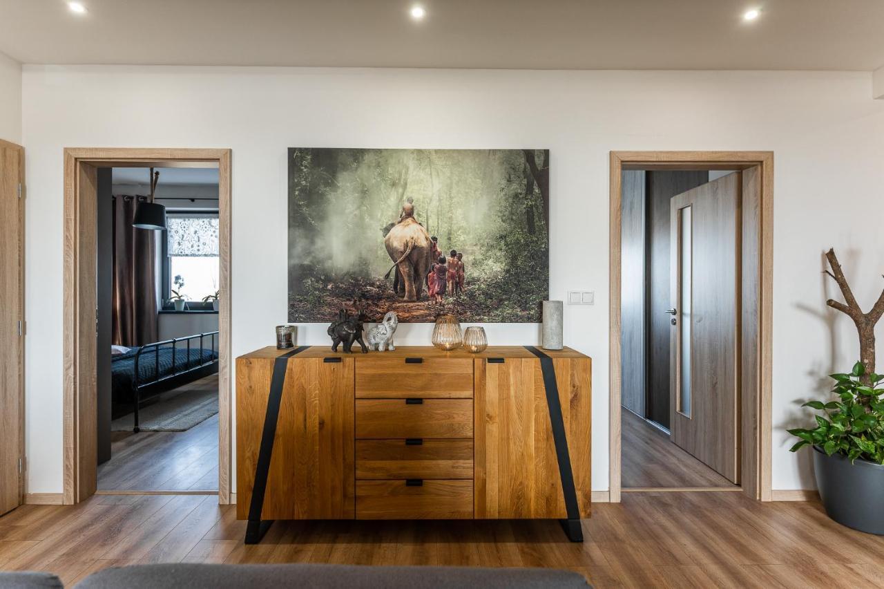 New Spacious With View *